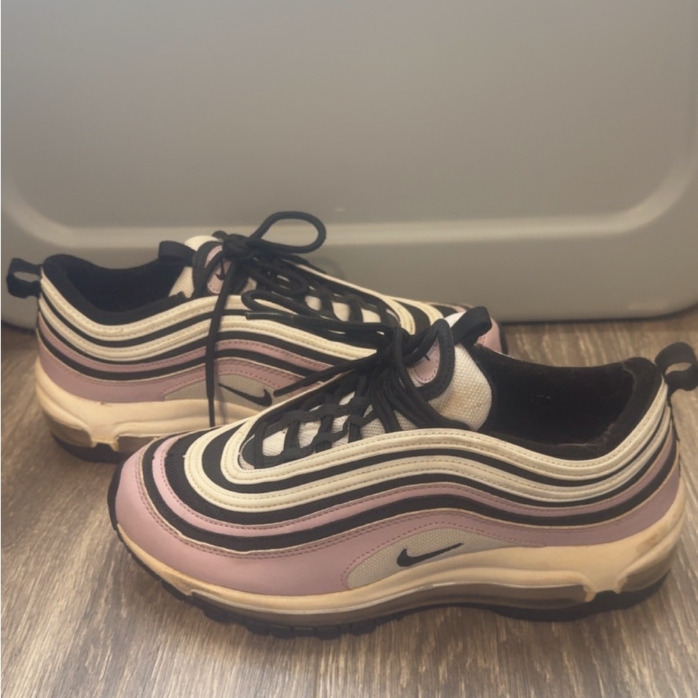 Nike Pink and Black Sneakers